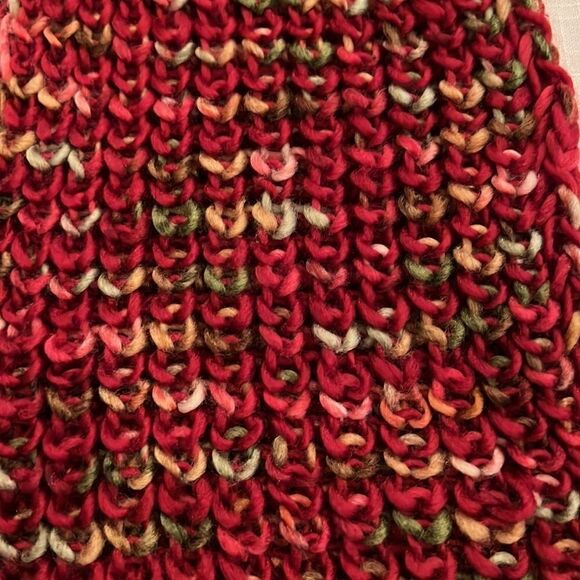 NWOT infinity scarf w/ sparkly sequins on 1 side & multi colored on the other - Picture 10 of 11